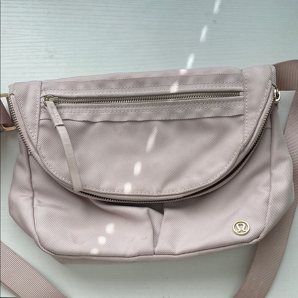 lululemon athletica Pink 5L festival bag